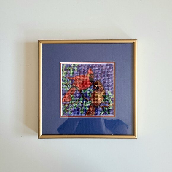 Framed hand made embroidery. Parrots. Bird theme. - Picture 1 of 4